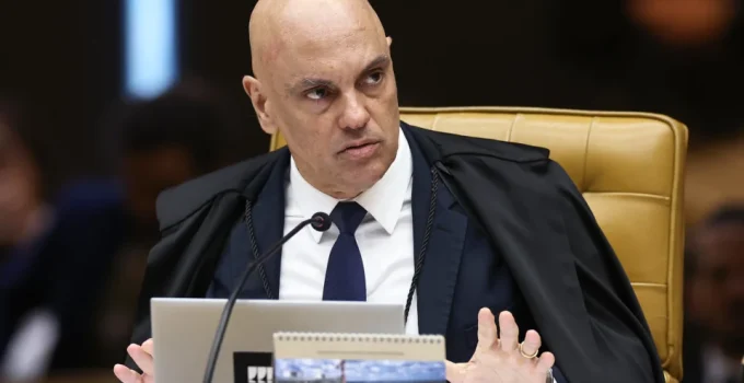 STF Adia Decisão Crucial: Investigação Contra Ministro Alexandre de Moraes Suspensa Após Pedido de Vista