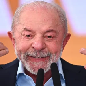 Lula pede abertura total de sigilos em investigações de ministros do STF e critica o Judiciário