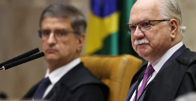 Pai de ex-banqueiro Daniel Vorcaro, Henrique Vorcaro, pede a Fachin que destrave processo e reveja prisão preventiva após mais de 90 dias sem revisão