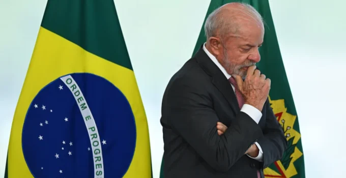 MP pede suspensão do reajuste do Bolsa Família ao TCU: Governo sem previsão orçamentária para aumento de R$ 691?