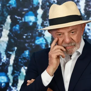 Lula Rechaza Tildar Facções de Terroristas, Contrasta com EUA e Aponta 'Terrorismo de Estado' do Bolsonarismo