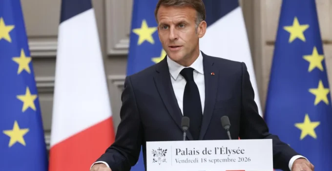 Macron Alerta: França se Prepara para Intensificação de Ataques Híbridos Russos com Drones e Ciberataques