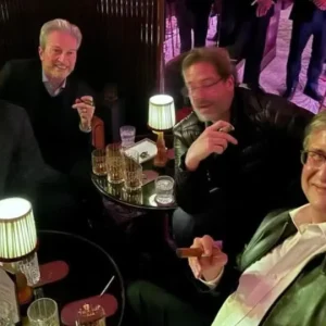 Foto de Paulo Gonet com Daniel Vorcaro desmente versão de encontro 'brevissimo e banal'