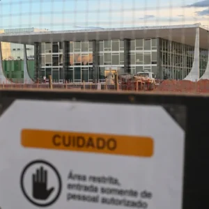 Candidatos ao Senado Pró-Impeachment de Ministros do STF: 106 Nomes na Disputa Eleitoral