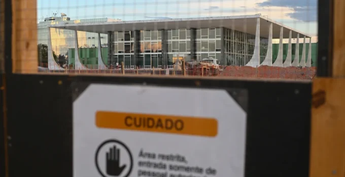 Candidatos ao Senado Pró-Impeachment de Ministros do STF: 106 Nomes na Disputa Eleitoral