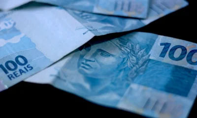 Trabalhador Brasileiro: Quase 5 Meses de Salário Dedicados Apenas ao Pagamento de Impostos em 2025