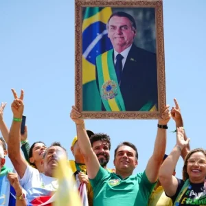 Censura Eleitoral Atinge Imagem de Bolsonaro: Liberdade de Expressão em Risco e Aliados Reagem