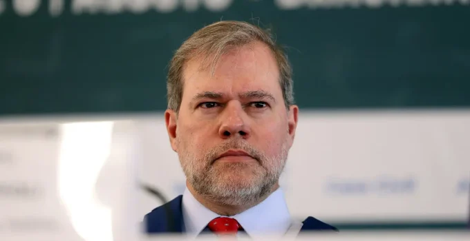 Cunhado de Daniel Vorcaro Investiu Milhões em Resort da Família de Dias Toffoli, Revela Jornal