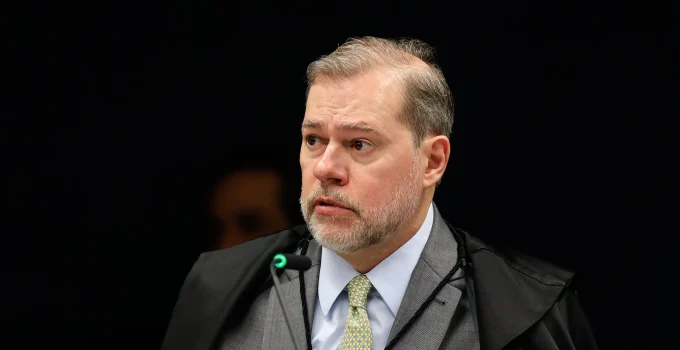 Transparência Internacional pede afastamento de Toffoli do caso Master; PGR é acionada