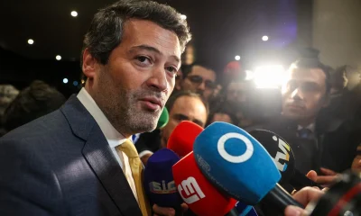 Portugal Rumo ao Segundo Turno: Seguro e Ventura Disputam Presidência em Eleição Histórica