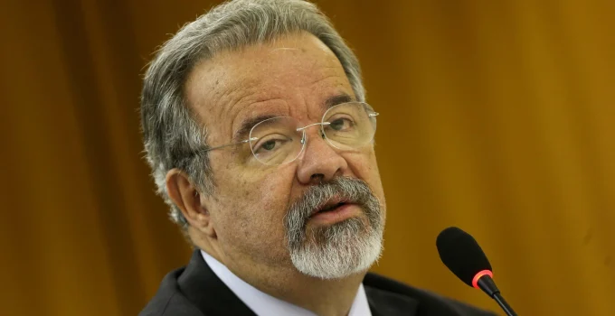 Morre Raul Jungmann, ex-ministro da Defesa e Segurança Pública, após anos lutando contra o câncer aos 77 anos