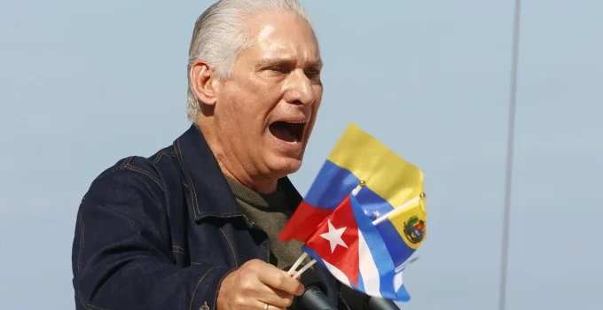Artista Cubano Condenado a 5 Anos por Cartazes Pedindo Mudança e Direitos Humanos, ONG Chama Julgamento de Farsa