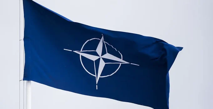 Dinamarca e Groenlândia pedem missão militar da OTAN no Ártico diante de tensões com Rússia e China