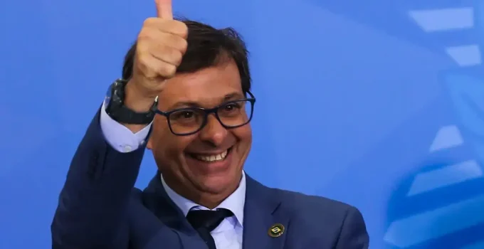 Gilson Machado, amigo de Bolsonaro, rompe com PL em Pernambuco e mira Senado: "Sigo valores do presidente"