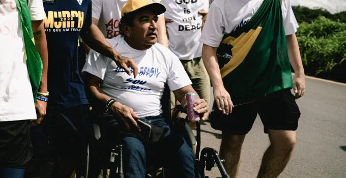 Magno Malta Impedido de Ver Bolsonaro: Senador Reclama e Diz que Moraes Não Autorizou Visita em Presídio