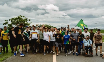 Nikolas Ferreira: A Caminhada pela Justiça e Liberdade em Minas Gerais Rumo a Brasília