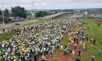 Milhares na Caminhada pela Liberdade: Nikolas Ferreira Lidera Ato em Brasília Contra Escândalos e por Mudanças no Brasil