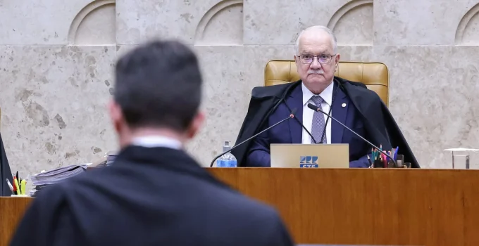 Fachin cunha "filhofobia" contra críticas a advogados filhos de ministros e defende transparência no Judiciário
