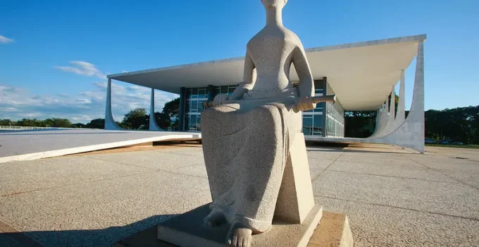 Prisão Cautelar no STF: Críticas Apontam Violação do Sistema Acusatório e Imparcialidade Judicial