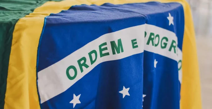 Brasil: Do Gigante Adormecido ao Torpor Social, Quando o País Acordará da Letargia?