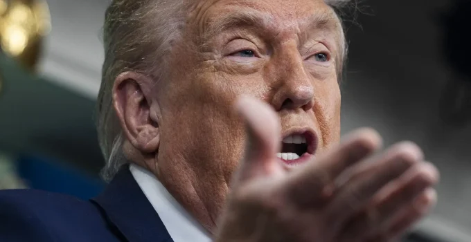Preocupação de Trump com Recessão: Juros Baixos e Dados Econômicos Fracos Indicam Cenário Turbulento