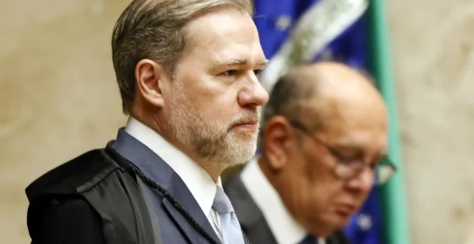 Defesa de Toffoli sobre caso Master: Notas deixam dúvidas e ampliam crise no STF