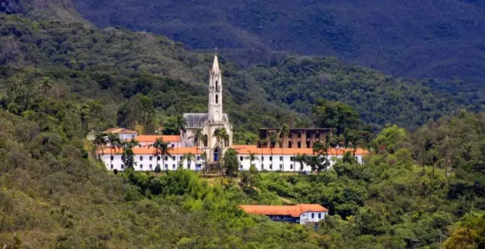 Catas Altas: O Município Mineiro com Maior PIB Per Capita do Brasil que Recebe Milhões em Royalties da Mineração e Ainda Assim Tem População Vulnerável