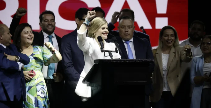 Laura Fernández Vence na Costa Rica e Consolida Virada à Direita, Prometendo Reconstrução e Segurança