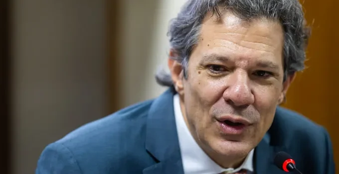Haddad revela nomes indicados para o Tesouro, mas nega que Lula já tenha escolhido sucessor para a Fazenda