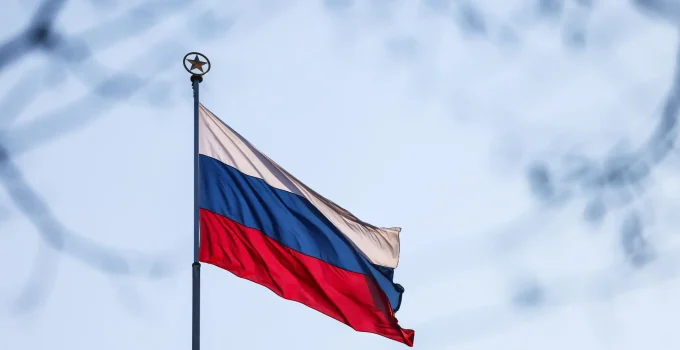 General de Alto Escalão da Inteligência Russa Sofre Tentativa de Assassinato em Moscou; Ataque Semeia Tensão