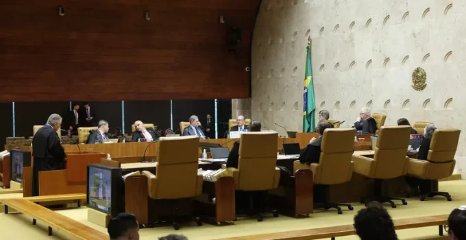 Racha no STF: Toffoli e Moraes Divergem de Fachin sobre Código de Ética e Expõem Conflito Interno na Corte Suprema