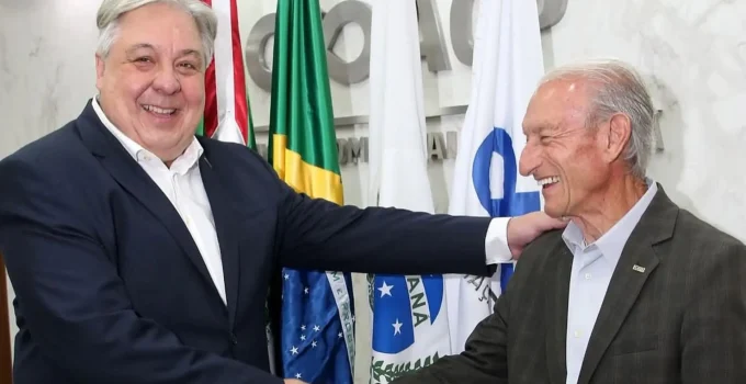 Paulo Mourão assume ACP com promessa de impulsionar inovação e simplificar negócios no Paraná