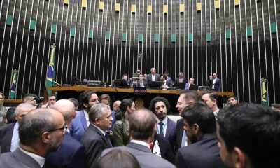 Gastos com Viagens na Câmara Disparam 78% Sob Liderança de Hugo Motta: De R$ 2,1 Milhões Para R$ 3,8 Milhões em um Ano
