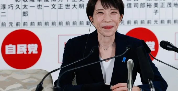 Primeira-Ministra Conservadora do Japão, Sanae Takaichi, Conquista Vitória Histórica e Fortalece Agenda de Reformas