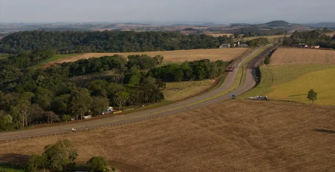 BNDES Injete R$ 9,2 Bilhões em Rodovias Estratégicas do Paraná: Obras Transformadoras e Geração de Empregos no Oeste e Sudoeste