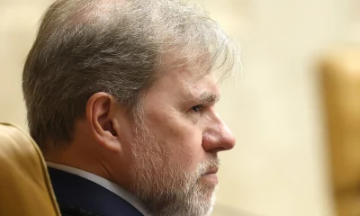 Centrão Defende Dias Toffoli Após Saída do Caso Master: "Linchamento Moral" e Ataques à Democracia