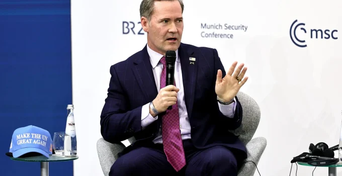 Embaixador dos EUA defende cortes e reformas na ONU, citando Trump e buscando eficiência em crises globais