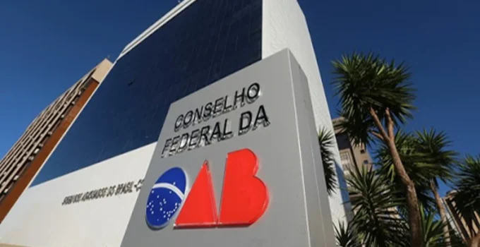 STF Derruba Teto de R$ 500 para Anuidade da OAB: Advogados Podem Pagar Mais