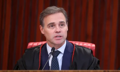 Desfile de Escola de Samba em Homenagem a Lula pode Configurar Propaganda Eleitoral, Alerta Ministro do TSE