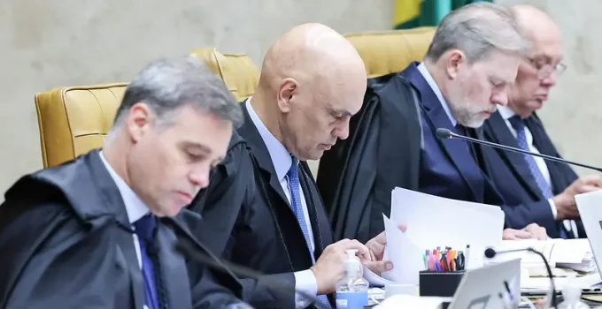 Novo defende servidores da Receita Federal e acusa Alexandre de Moraes de "linchamento virtual"