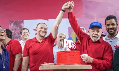 PT defende desfile de escola de samba em homenagem a Lula e minimiza crise com evangélicos após polêmica