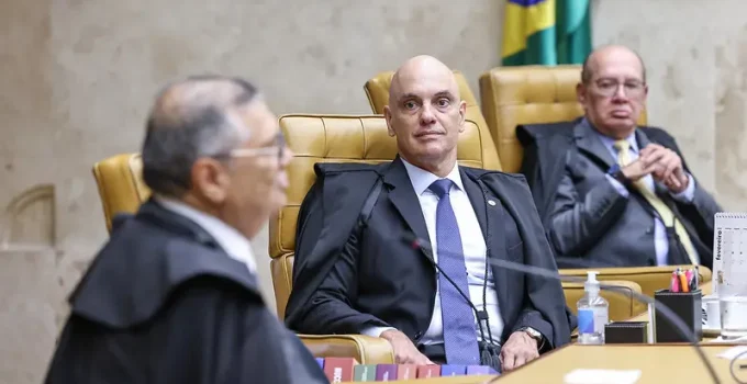 Transparência Internacional critica Alexandre de Moraes por "intimação autoritária" contra presidente da Unafisco