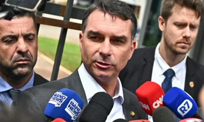 Justiça determina remoção urgente de fake news sobre Flávio Bolsonaro e escândalo Master; influenciador notificado