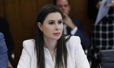 Bolsonaro define Carlos e Carol de Toni para o Senado em SC, mas PP reage e ameaça romper aliança para 2026