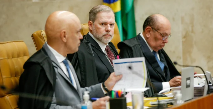 Crise no STF: Conexões com Banco Master Abalam Confiança e Levam a Proposta de Código de Ética