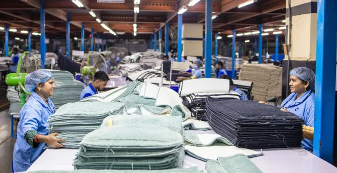 Shein no Brasil: Gigante do Varejo Global Tropeça em Adaptação Produtiva e Ignora Realidade Local