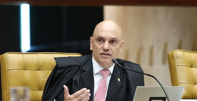 Alexandre de Moraes defende revisão do papel de 'amigos da Corte' no STF após críticas em julgamento
