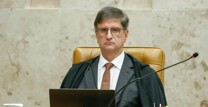 Gonet desafia STF: PGR critica decisões de Dino e Gilmar sobre "penduricalhos" e levanta suspeita de usurpação de poder
