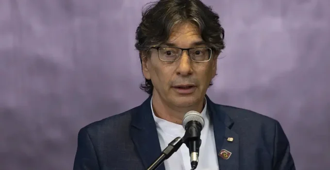 Servidores do IBGE Denunciam Gestão de Pochmann e Exigem Autonomia para o Órgão Estatístico Brasileiro
