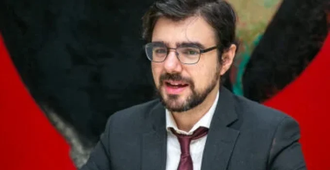 Delação Premiada: Ex-dirigentes do INSS Citam "Lulinha" em Caso de Fraudes e Propinas; PF Investiga Banco que Movimentou R$ 25 Bilhões
